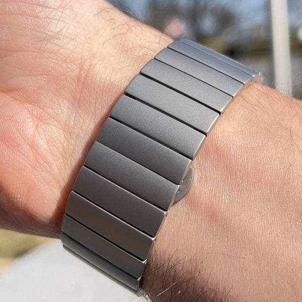 Grade 2 Titanium Link Band for Apple Watch Ultra 2 and Series 10 - Ultra Supply Co