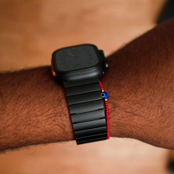 Titan Link - Titanium Bracelet for Apple Watch Ultra 3/2/1 and Series 11/10